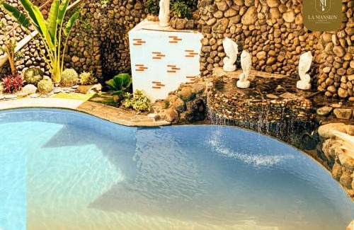 Tagaytay Hotel | La Mansion Tagaytay
