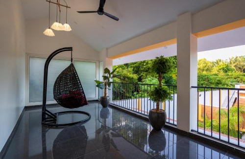 Kuilapalayam Villa | La Meadow Villa with Swimming Pool