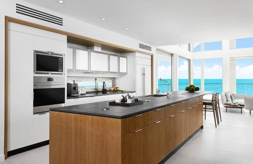 Ocean Point Villa | La Mer Villa, Oceanfront Luxury on Sapodilla Bay