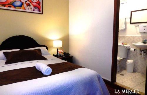 Chimborazo Province Hotel | La Merced Plaza Hospedaje