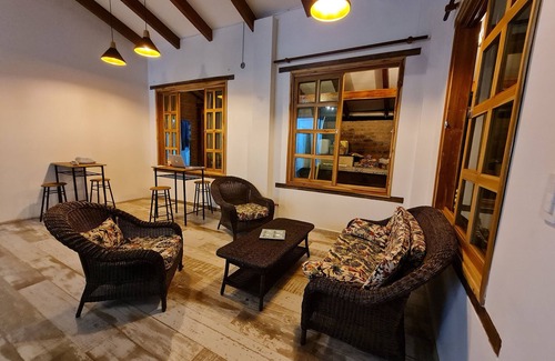 Yumbo Hostel | La Mercedes Cattaleya Hostal By MH