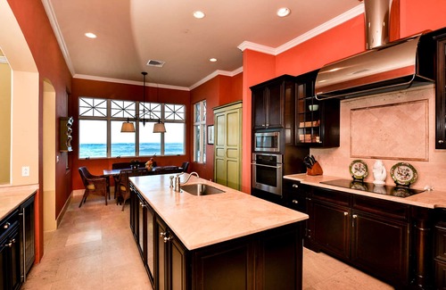Nassau Villa | La Mouette Cable Beach Bahamian Villa