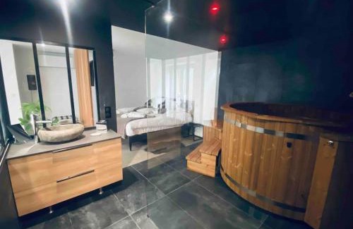 Saint-Bruno - Saint-Victor Apartment | La Nordique LE 50 Suites and SPA