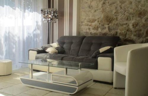 Eclassan House | La p'tite maison du Chateau