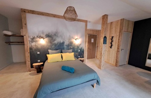 Saint-Laurent-en-Grandvaux Hotel | La Pause ô Logis