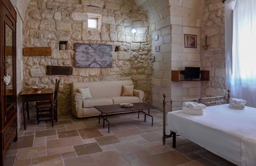 Cannole Bed & Breakfast | La pajera masseria Asteri deluxe suite