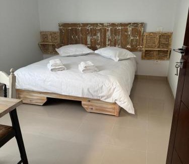 Sfax Apartment | La patine des portes