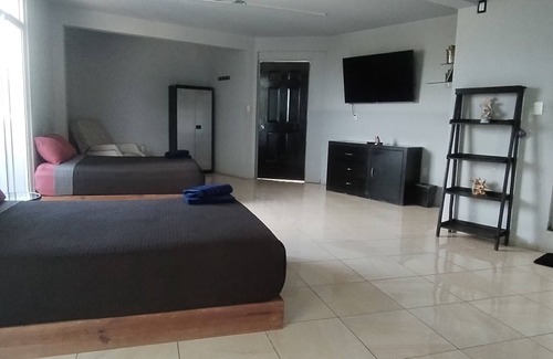Santa Cruz Xoxocotlan Hotel | LA PATRONA HOSTAL