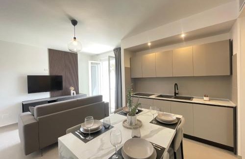 Lavinio Lido di Enea House | La Perla del Mare