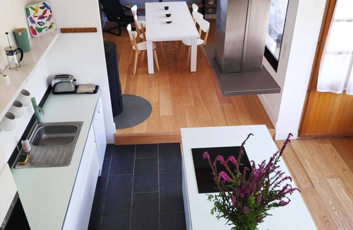 Graves-Saint-Amant House | La Petite Cagouille, pretty stone house with swimming pool