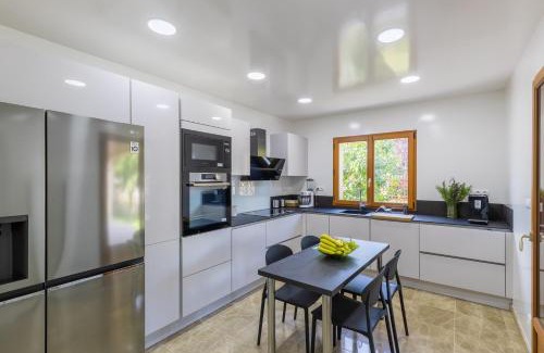 Chalautre-la-Petite House | La Petite Chalautrière - Avec grand jardin