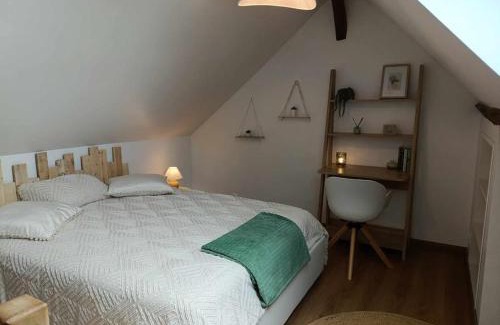 Dreux House | La Petite Falaise, maison avec cour Dreux centre