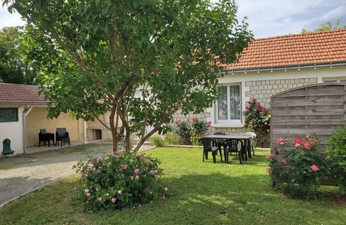 Montlouis-sur-Loire House | La petite Chamarande, peaceful cottage with river view, close to Tours & Amboise