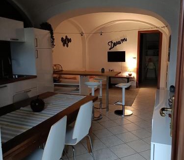 Biella Apartment | La petite maison Fleur