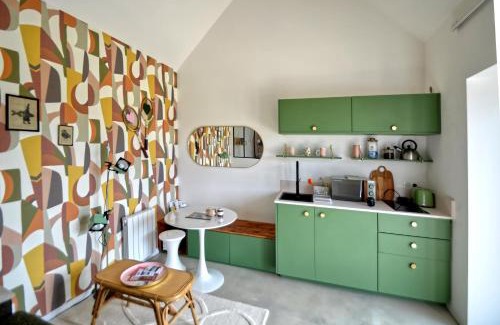 Ploneour-Lanvern House | La petite maison de Celestine