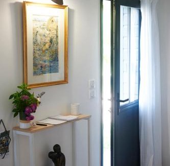 Villeconin House | La Petite Maison