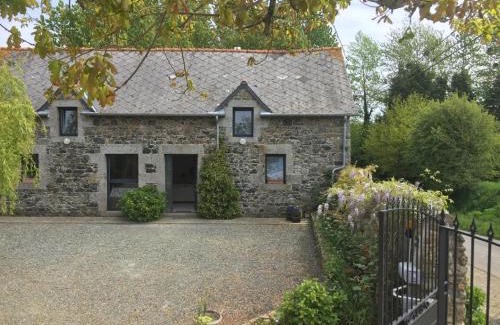 Plelo House | La petite maison terre mer