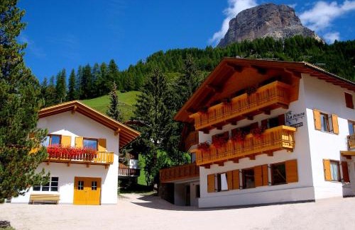 Colfosco Apartment | La Pineta
