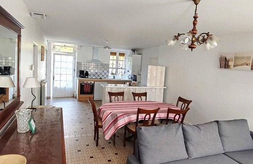 Castets House | La Poterie - Castets
