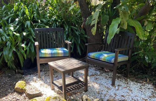 Terranora Cottage | La Provence Cottage near Coolangatta and Byron Bay