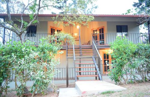 Santa Fe Hostel | La Qhia Eco Retreat