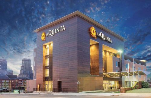 Downtown Memphis Hotel | La Quinta by Wyndham Memphis Downtown
