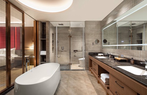 Kuiwen District Hotel | La Quinta by Wyndham Weifang South