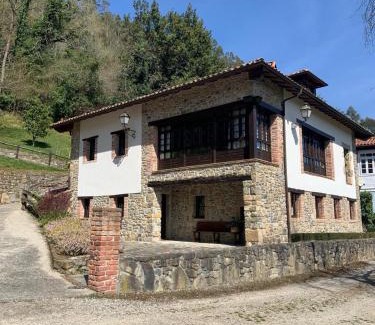 Cabranes Municipality Ski Chalet | LA QUINTA DE PUELLES