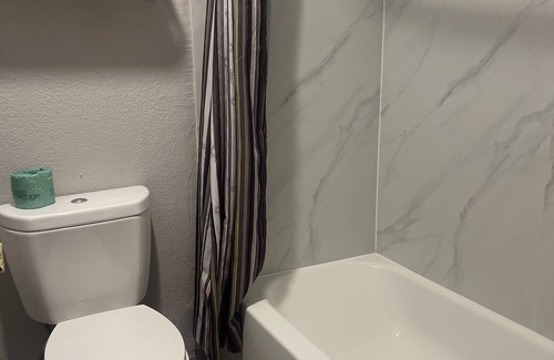 Northwest Los Angeles Heights Hotel | La Quinta Inn By Wyndham IH-10 West San Antonio TX