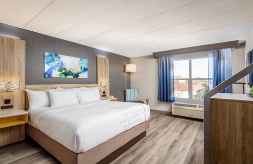 California Hotel | La Quinta Inn & Suites by Wyndham Lexington Park - Patuxent