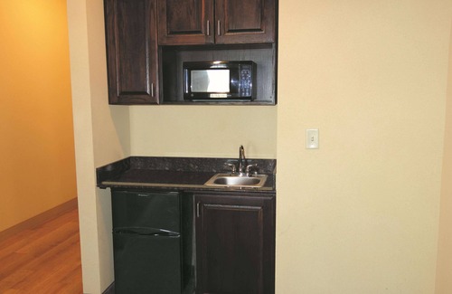 Eastland Hotel | La Quinta Inn & Suites by Wyndham Eastland