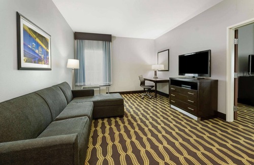 Atascocita Hotel | La Quinta Inn & Suites by Wyndham Houston Humble Atascocita