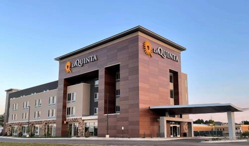 Parker Hotel | La Quinta Inn & Suites by Wyndham Denver Parker