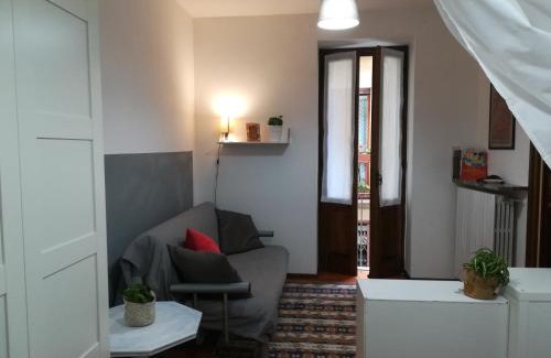 Varallo Apartment | La rosa gialla