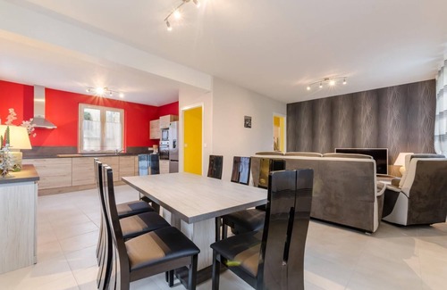 Landreville House | La Rose D'henri - Landreville
