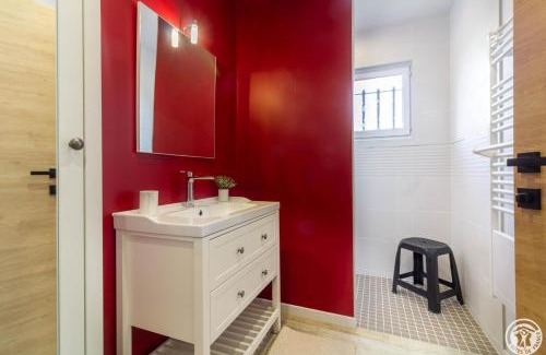 Loucrup House | La Roseraie