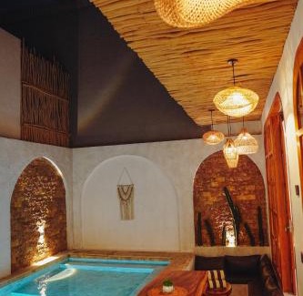 By Pass Ngurah Rai Kuta Villa | La Rylin Villa