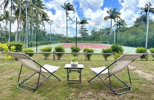 Grand-Bourg Apartment | La Saranah Beach Resort - Wifi, Plage, Piscine
