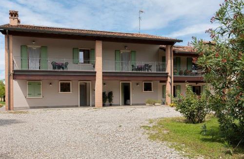 Ponti sul Mincio House | La Scarpina Countryhouse