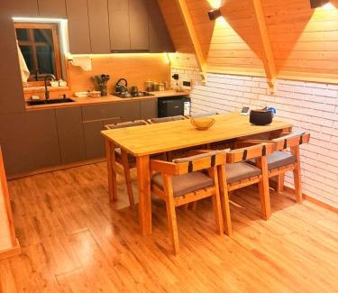 Yeghegnadzor Apartment | La Seasons