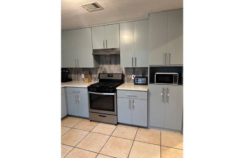 Northeast Houston House | La Silver Casita #1