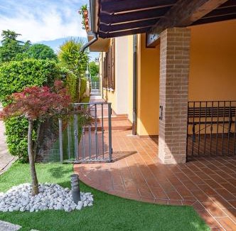 Castiglione delle Stiviere House | La Stazione Camere Caffè