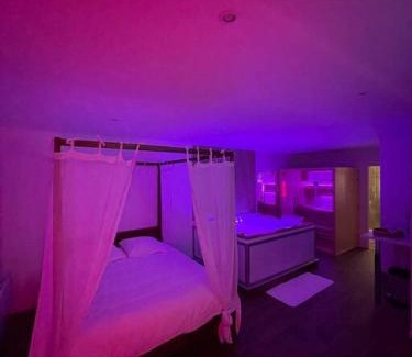 Saint-Jacques - Saint-Roch Apartment | La Suite Bali Jacuzzi,Sauna,Netflix,Disney