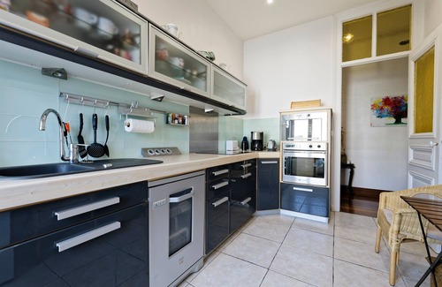 Nancy City Centre Apartment | La Suite Joli Coeur - Appt type "Ecole de Nancy"