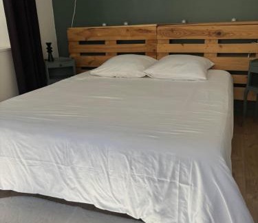 Aumont-en-Halatte Apartment | La tête dans les étoiles