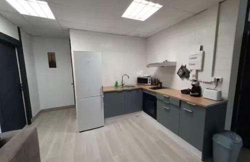 Nailloux Apartment | la tanière argentée