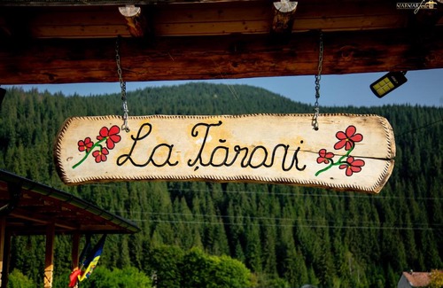 Iacobeni House | La Tarani
