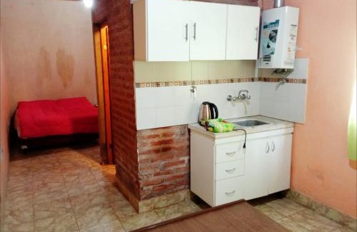 Alto Comedero Apartment | La Terminal Monoambiente en casa familiar