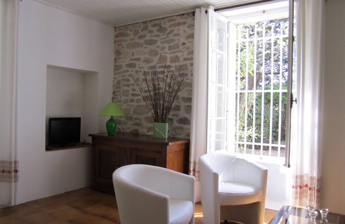 Sardan Other | LA TONNELLE - Garden apartment for 2 people - Rated 3* and 3 Epis