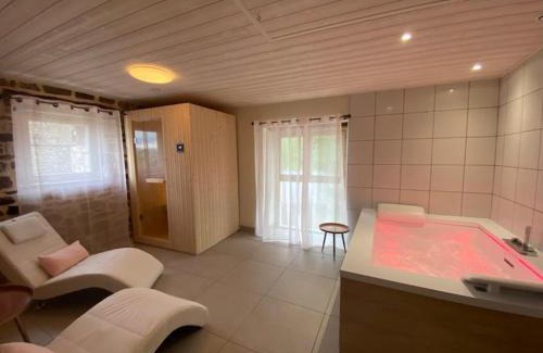 Recoules-Previnquieres House | La Tour d'Olympe